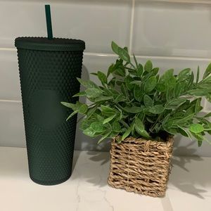 Venti green studded tumbler